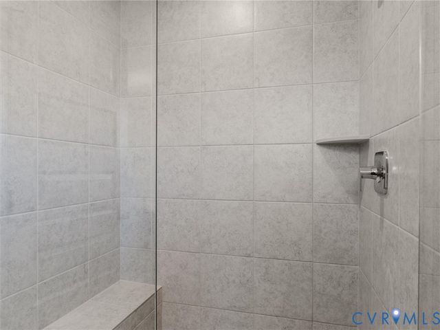 18536 Palisades Rdg, Moseley, VA 23120