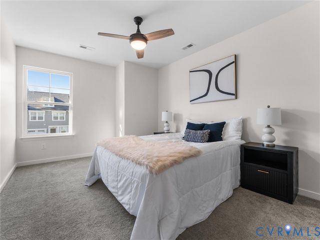 18536 Palisades Rdg, Moseley, VA 23120