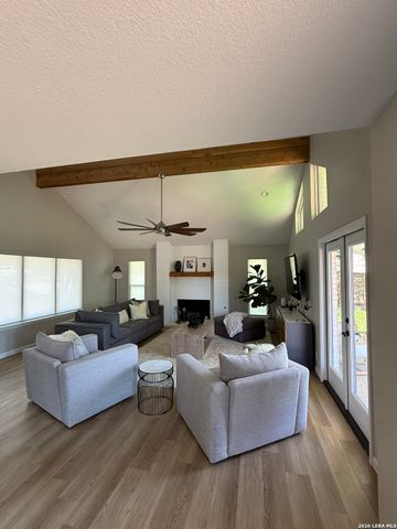 132 MERRY TRL, San Antonio, TX 78232