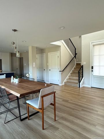 132 MERRY TRL, San Antonio, TX 78232