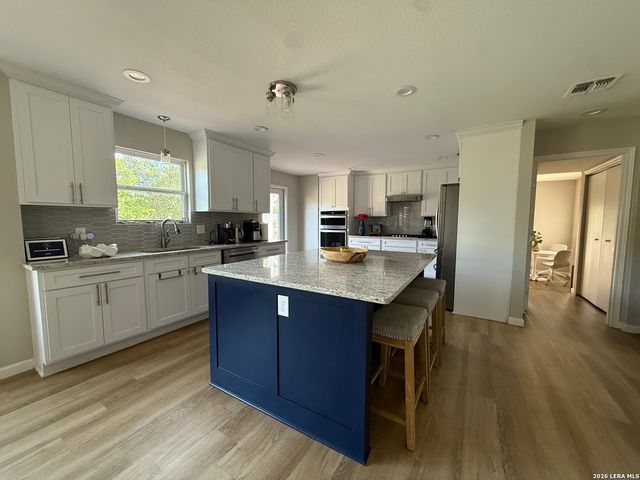 132 MERRY TRL, San Antonio, TX 78232