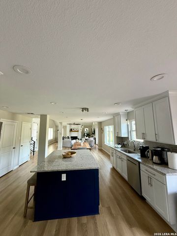 132 MERRY TRL, San Antonio, TX 78232