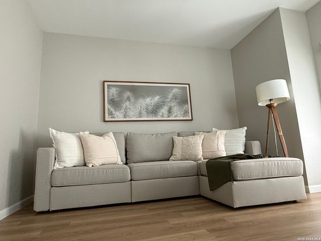 132 MERRY TRL, San Antonio, TX 78232