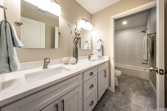 132 MERRY TRL, San Antonio, TX 78232