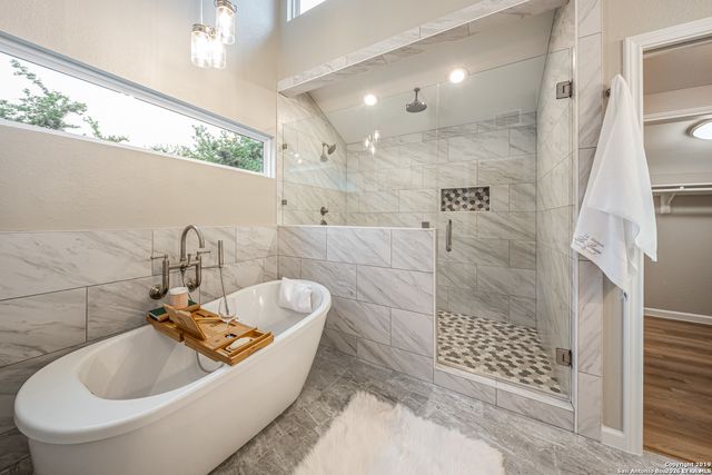 132 MERRY TRL, San Antonio, TX 78232