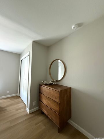 132 MERRY TRL, San Antonio, TX 78232