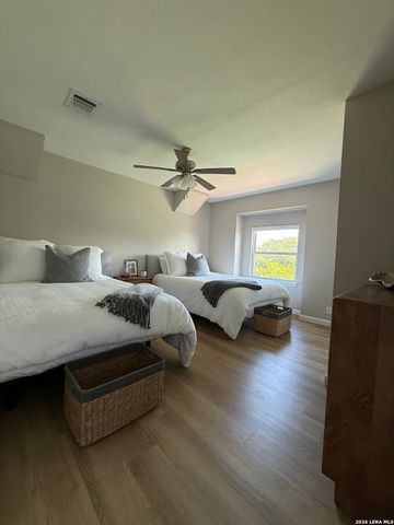 132 MERRY TRL, San Antonio, TX 78232