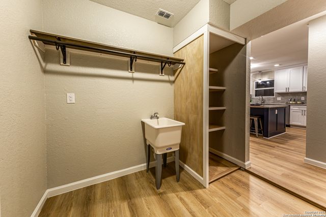 132 MERRY TRL, San Antonio, TX 78232