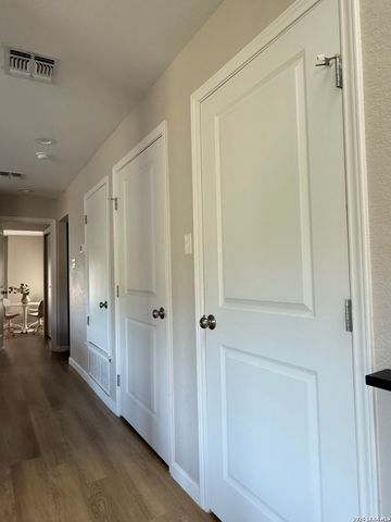 132 MERRY TRL, San Antonio, TX 78232