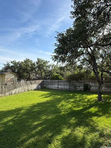 132 MERRY TRL, San Antonio, TX 78232