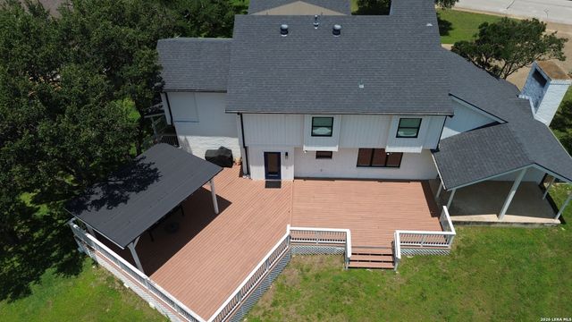 132 MERRY TRL, San Antonio, TX 78232