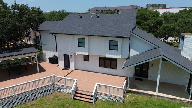 132 MERRY TRL, San Antonio, TX 78232