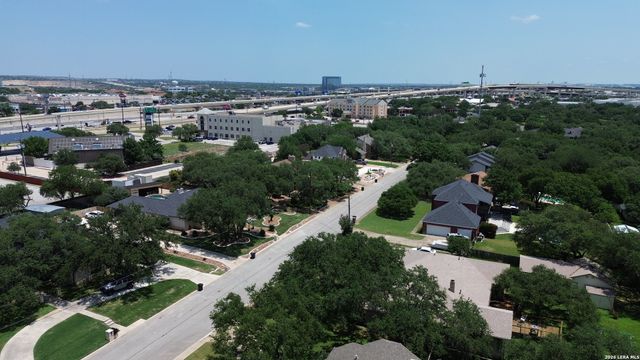 132 MERRY TRL, San Antonio, TX 78232
