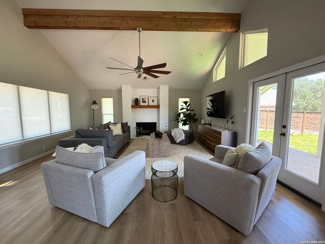 132 MERRY TRL, San Antonio, TX 78232