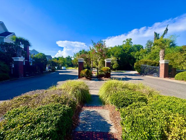 300 Flowering Peach Court Unit 101, Charleston, SC 29414