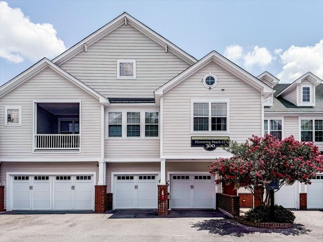300 Flowering Peach Court Unit 101, Charleston, SC 29414