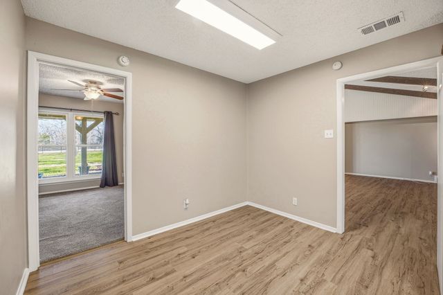 102 Shady Oak Drive, Weatherford, TX 76087