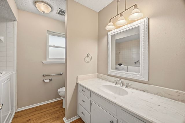 102 Shady Oak Drive, Weatherford, TX 76087