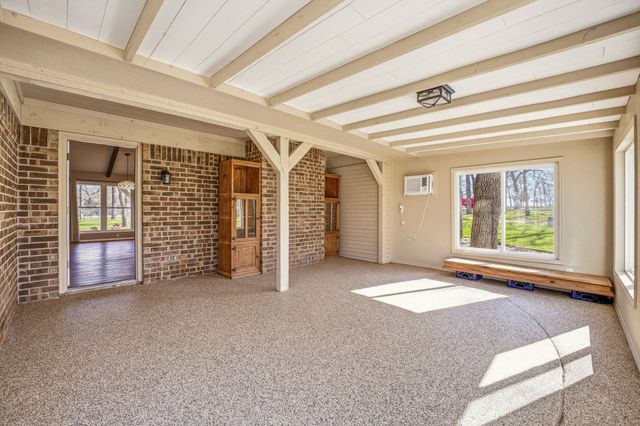 102 Shady Oak Drive, Weatherford, TX 76087