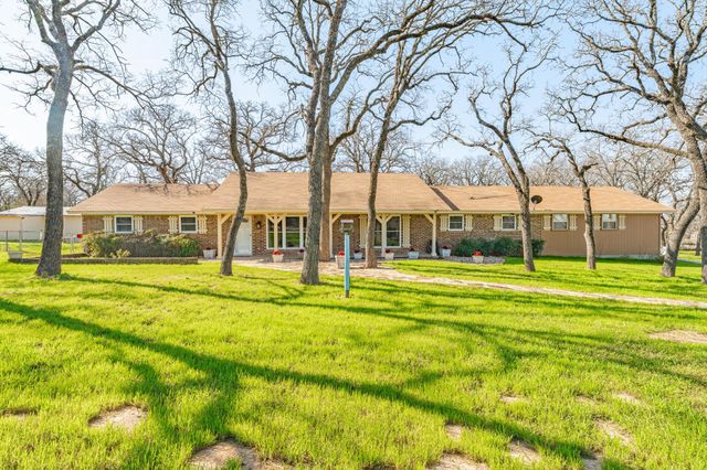 102 Shady Oak Drive, Weatherford, TX 76087