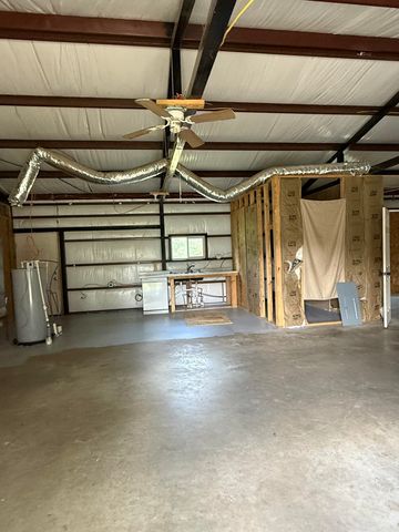 9418 S STATE HWY 155, Big Sandy, TX 75755