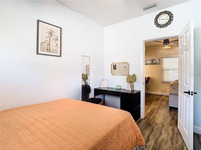 3321 W AILEEN STREET, Tampa, FL 33607
