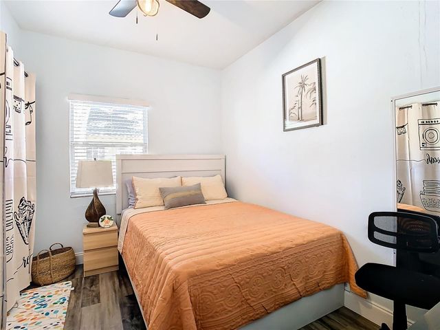 3321 W AILEEN STREET, Tampa, FL 33607