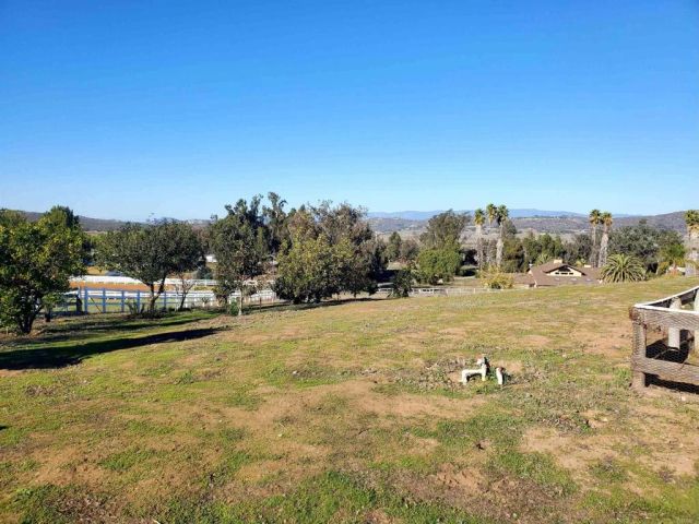 17910 Bluegrass Road, Ramona, CA 92065