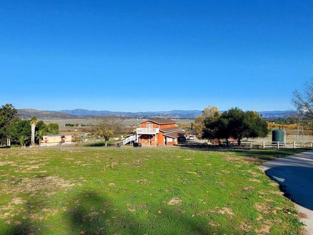 17910 Bluegrass Road, Ramona, CA 92065