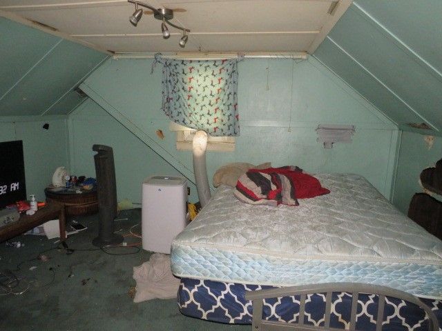 2145 Village Dr, Wilkinsburg, PA 15221