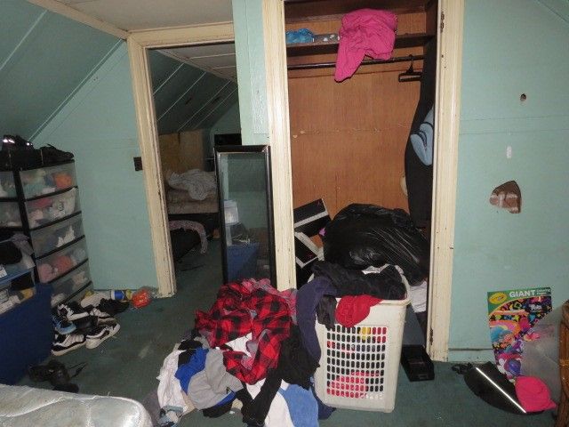 2145 Village Dr, Wilkinsburg, PA 15221