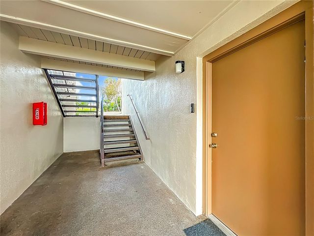 582 ORANGE DRIVE 100, Altamonte Springs, FL 32701