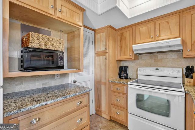 136 Peachtree Memorial Drive NW 7-10, Atlanta, GA 30309