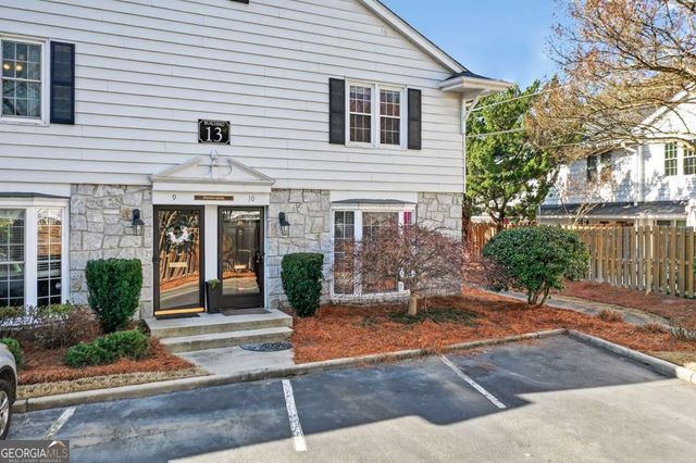 136 Peachtree Memorial Drive NW 7-10, Atlanta, GA 30309