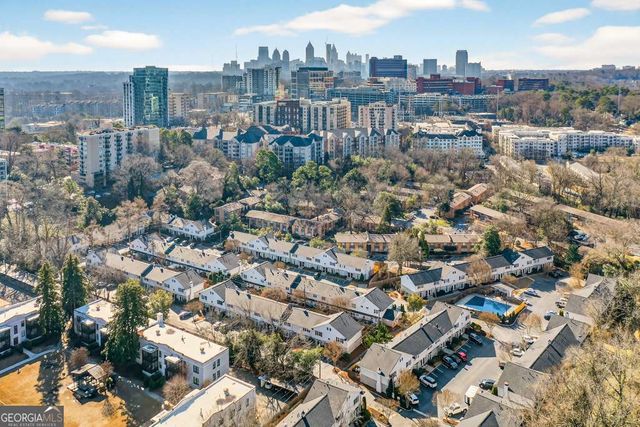 136 Peachtree Memorial Drive NW 7-10, Atlanta, GA 30309