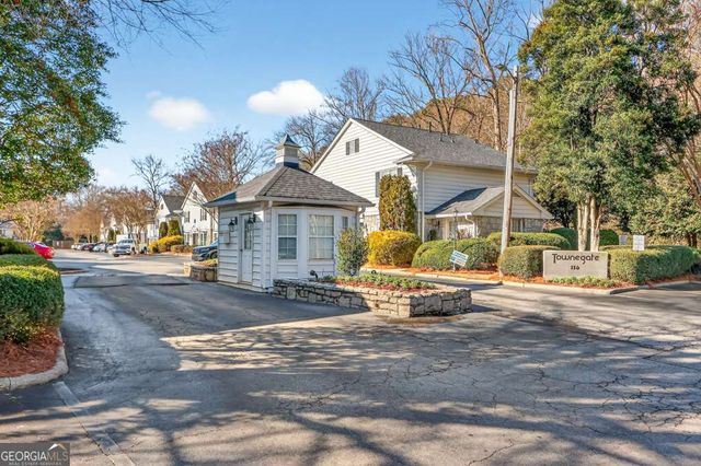 136 Peachtree Memorial Drive NW 7-10, Atlanta, GA 30309