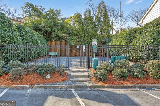 136 Peachtree Memorial Drive NW 7-10, Atlanta, GA 30309