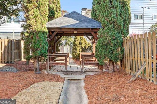 136 Peachtree Memorial Drive NW 7-10, Atlanta, GA 30309