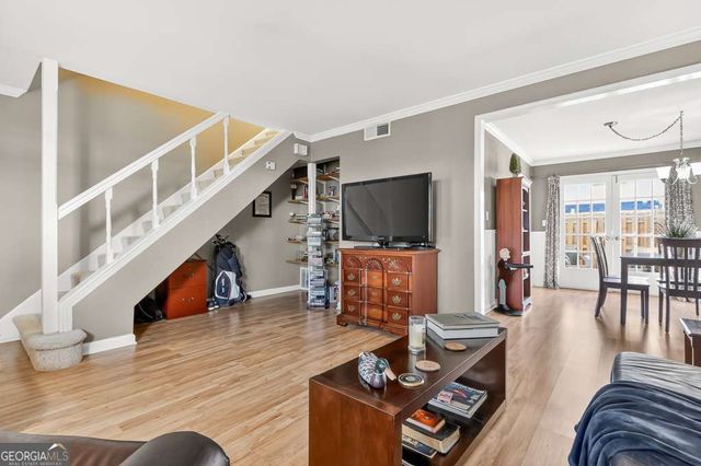 136 Peachtree Memorial Drive NW 7-10, Atlanta, GA 30309