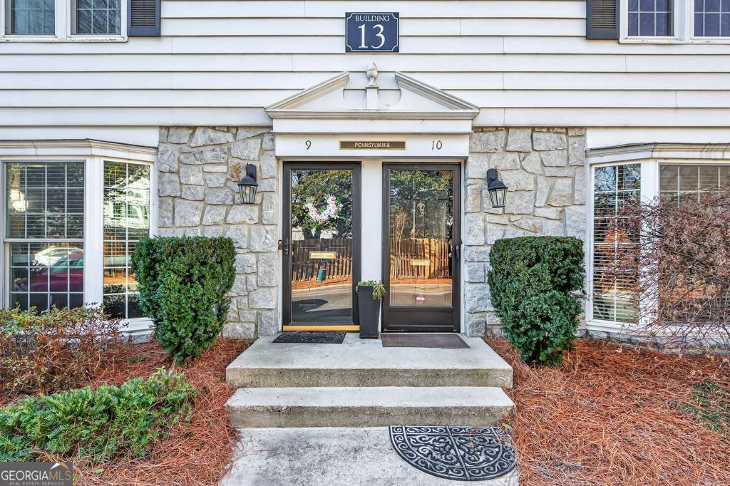 136 Peachtree Memorial Drive NW 7-10, Atlanta, GA 30309