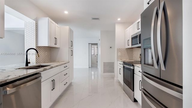 3023 NW 123rd Avenue, Coral Springs, FL 33065