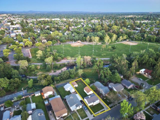 125 willow, Roseville, CA 95678