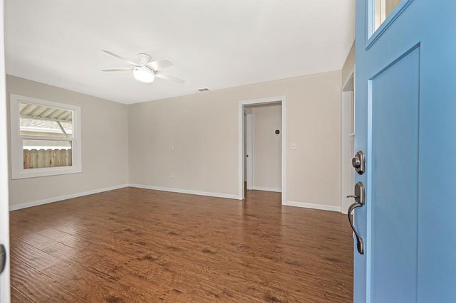 125 willow, Roseville, CA 95678