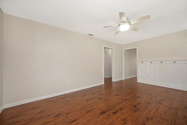 125 willow, Roseville, CA 95678