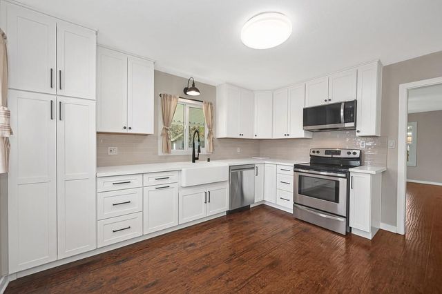 125 willow, Roseville, CA 95678