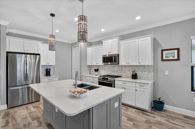 406 ARIANO AVENUE, Nokomis, FL 34275