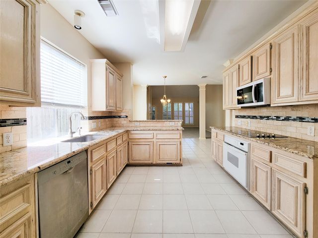 4106 Creek Ridge Lane, Missouri City, TX 77459