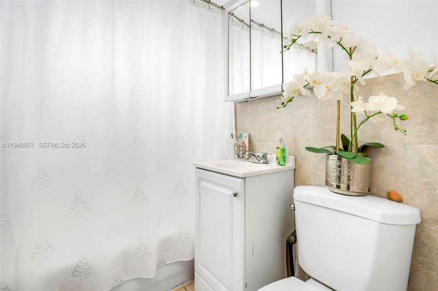 15330 NW 29th Ct, Miami Gardens, FL 33054