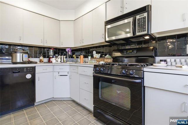 120 Carlough Road, Upper Saddle River, NJ 07458