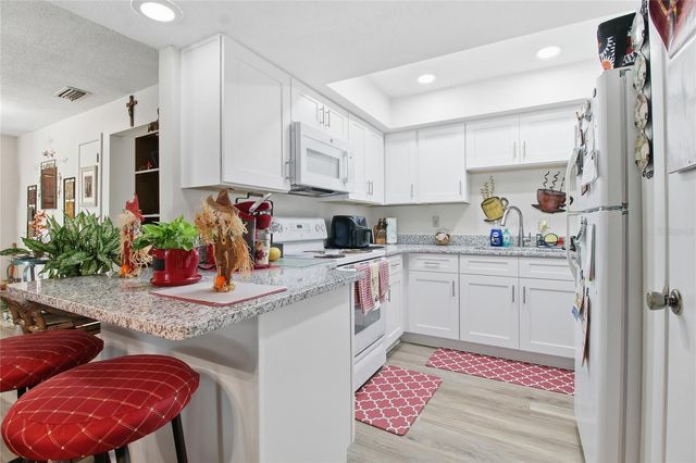 4602 SANDY LANE, Lakeland, FL 33813